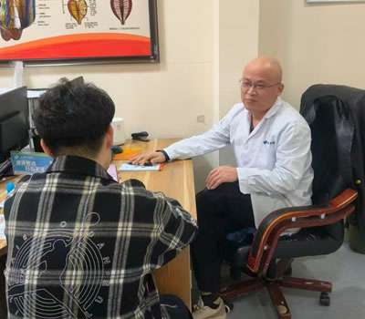 中山市|男科医师高朋磊：守护男性健康，专业男科诊疗